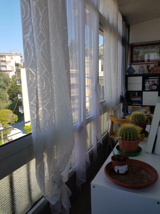 Romantica Fuga Con Vista Panoramica Sulla Citta Di Savona Apartment Luaran gambar